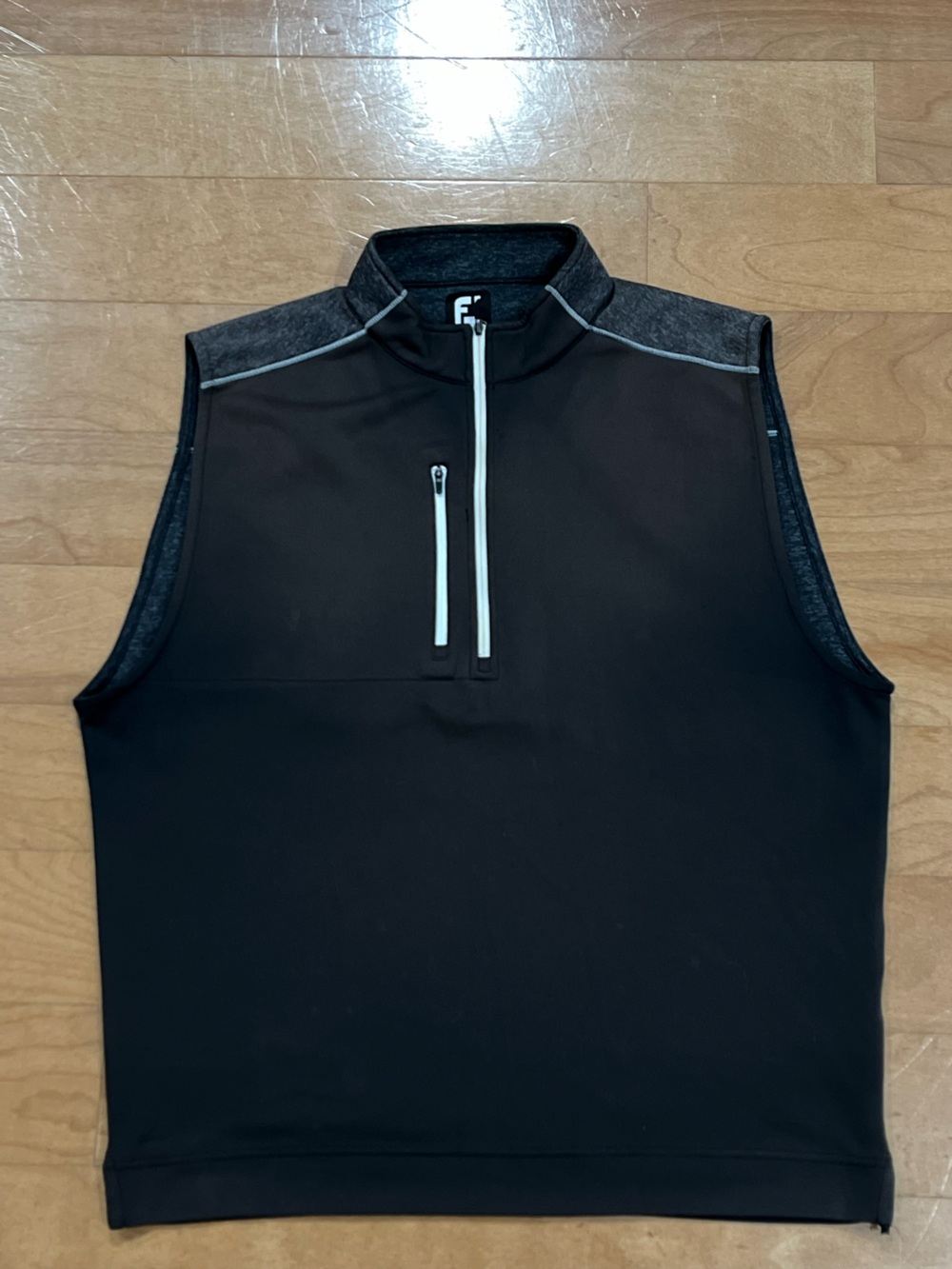 FootJoy Men's Black Sleeveless Half-Zip Vest Size XL